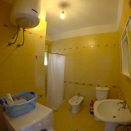 Tree Bedroom Best Price Vlore
